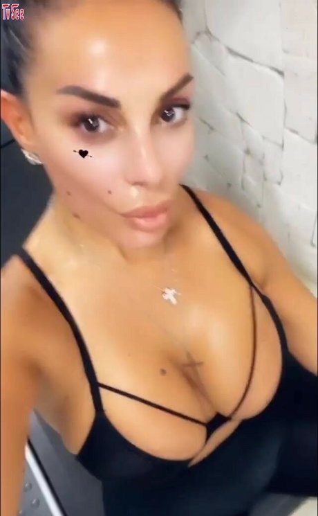 Silvia Iacucci onlyfans leak sex