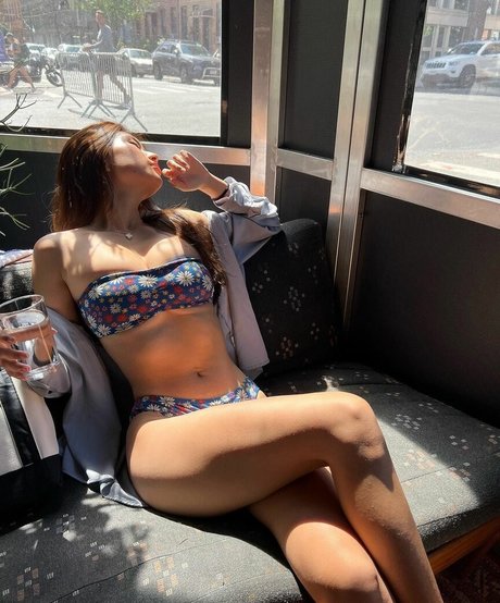 Fionaylin onlyfans boobs