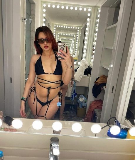 Chxrrychick onlyfans model photos