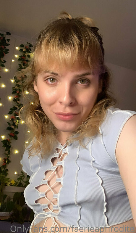 faerieaphrodite nude on onlyfans