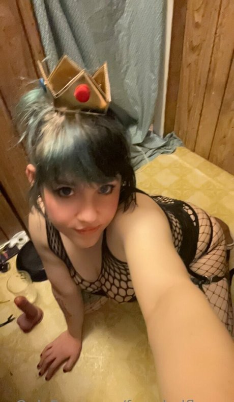 frazzledflower onlyfans