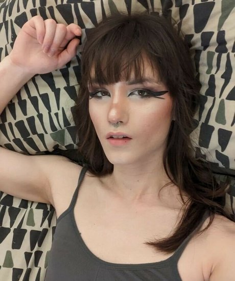 aaverygreen onlyfans nudes