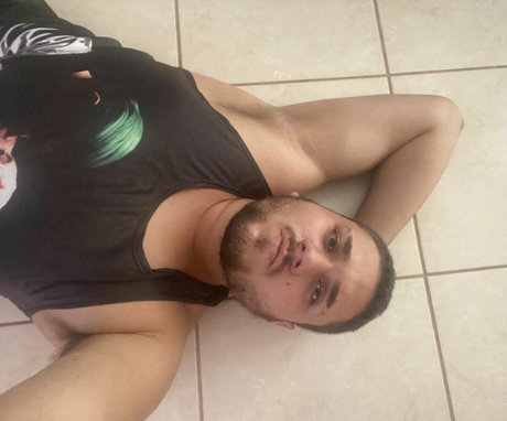 mastersize22 is on onlyfans