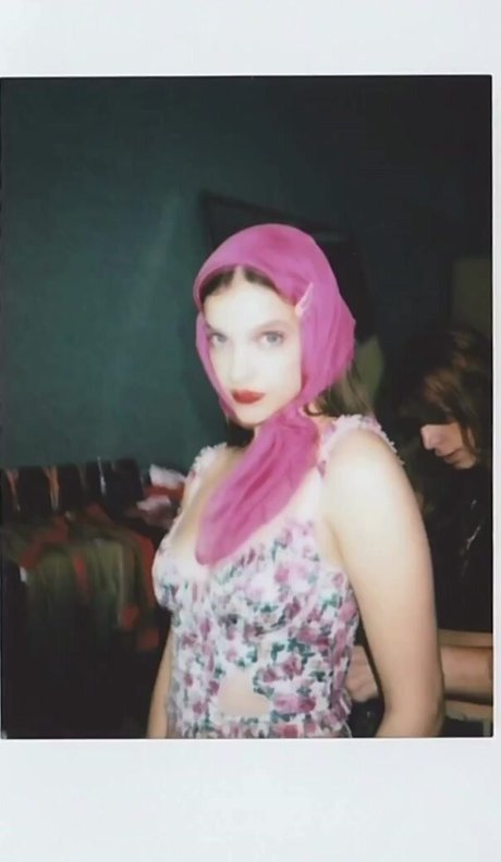 Barbara Palvin onlyfans leaks.