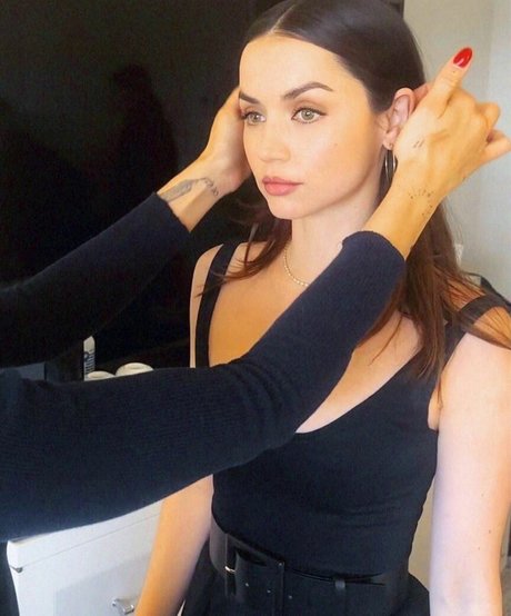 Ana De Armas leaked onlyfans.