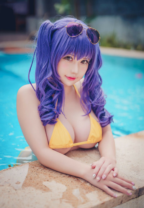 huge fake tits onlyfans sexy view