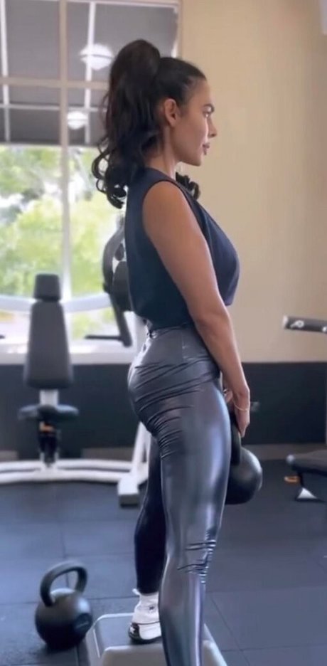 Nadine Velazquez onlyfans sex tape