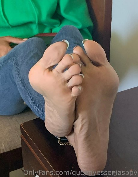 queenyesseniasppv onlyfans leak