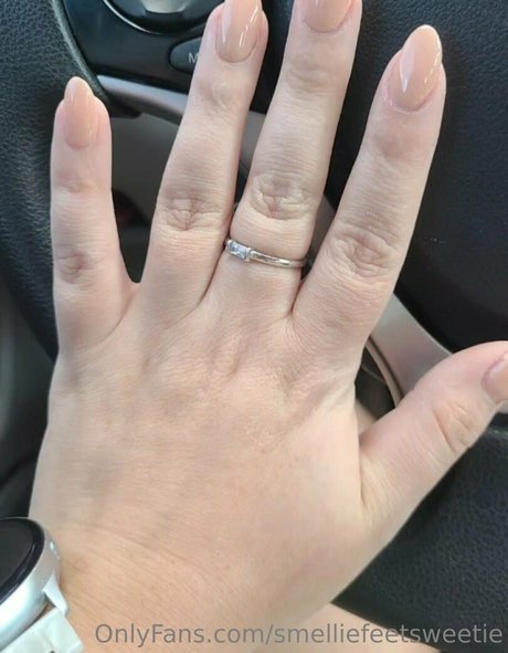 smelliefeetsweetie joi onlyfans