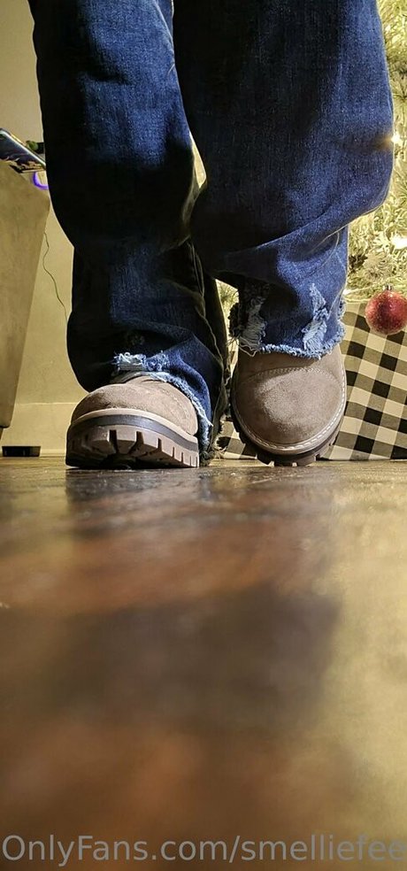 smelliefeetsweetie onlyfans leak