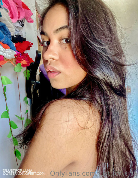 lust for luna onlyfans nudes