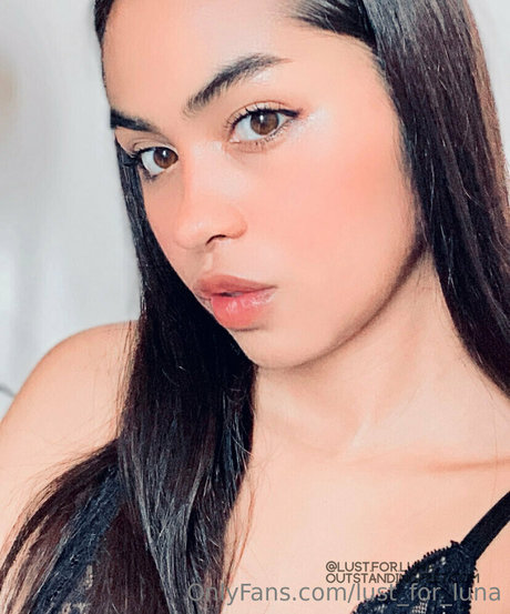 lust for luna onlyfans nude tits