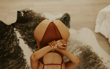 playmatesasha onlyfans leajs