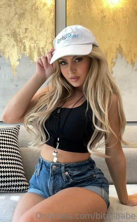 bitesbabe desnuda onlyfans