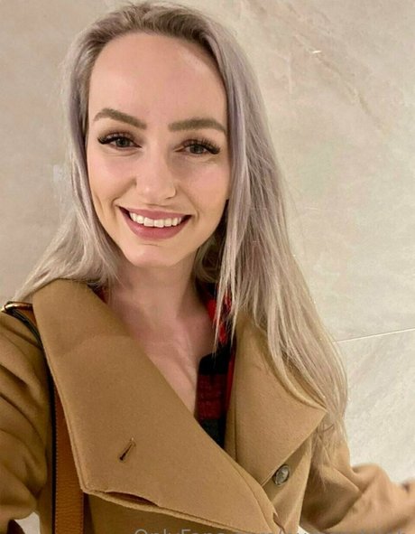 nurseryleigh naked onlyfans leaked