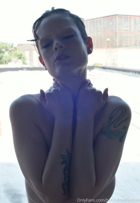 hennanuellerfree onlyfans free content