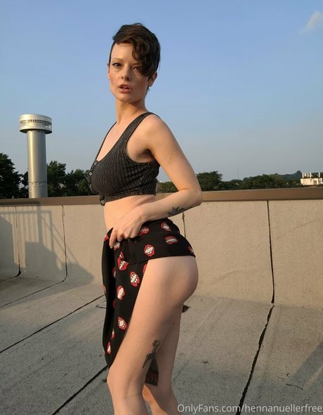 hennanuellerfree naked onlyfans leak