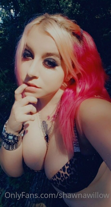 shawnawillow feet onlyfans