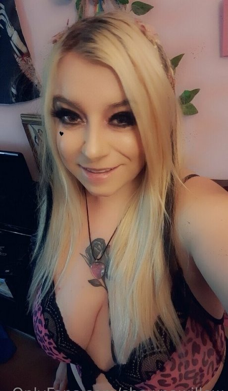 shawnawillow naked onlyfans leaked