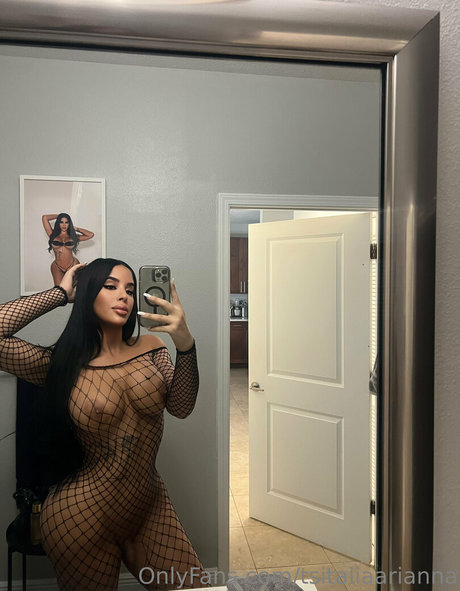 tsitaliaarianna naked onlyfans leak