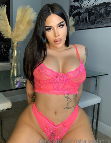 tsitaliaarianna onlyfans free