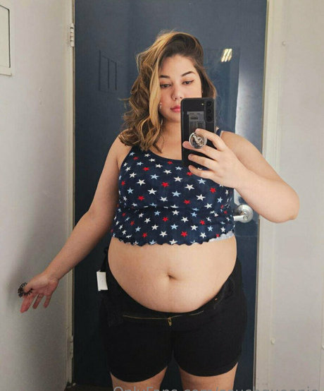 couchqueenie leaked onlyfans nude