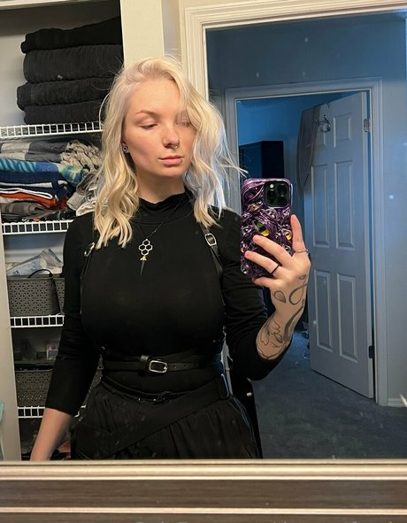 demon fatale nude only fans leaks