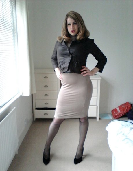 LiaLaRosa onlyfans leajs