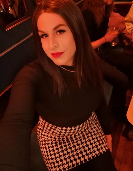 LiaLaRosa onlyfans naked leaks