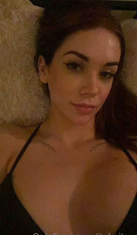 itssaraxo onlyfans porn leak