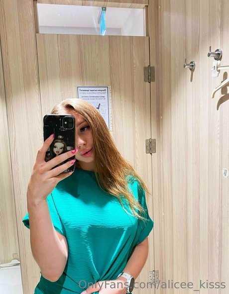 alicee kisss Profile image