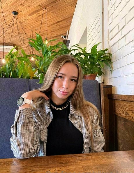 alicee kisss onlyfans leaj