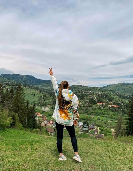 alicee kisss onlyfans strip