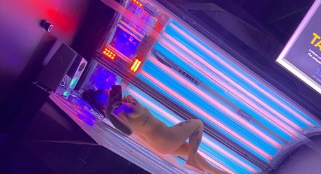 jadelou21 onlyfans lean