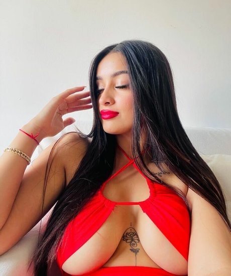 Seleneitor onlyfans naked