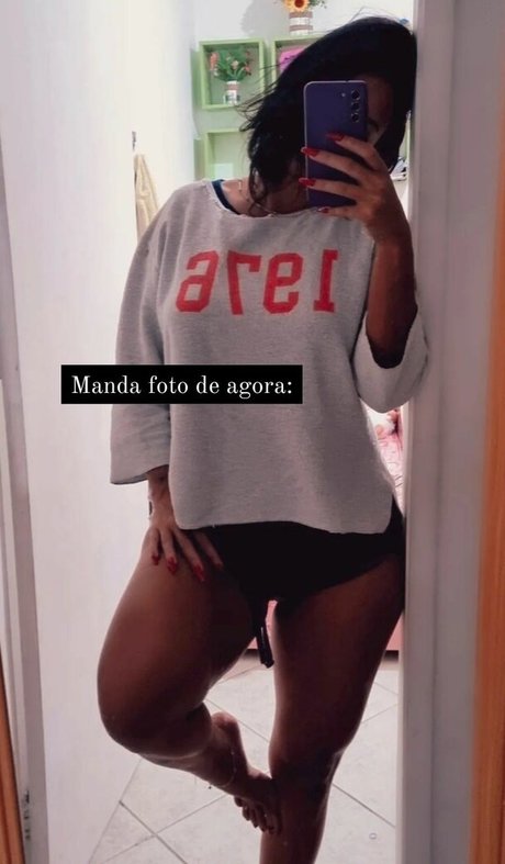 Juju Bellini hot onlyfans