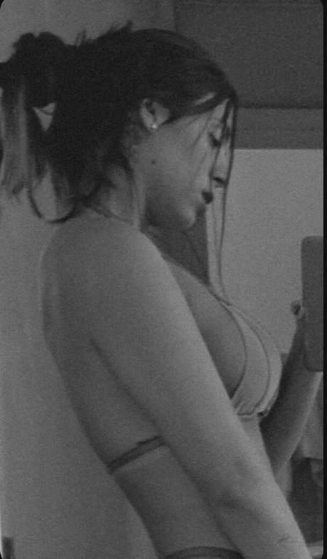 Juju Bellini only fans nude leaks