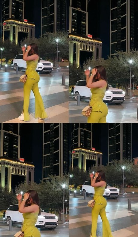 Frida Najera onlyfans model photos