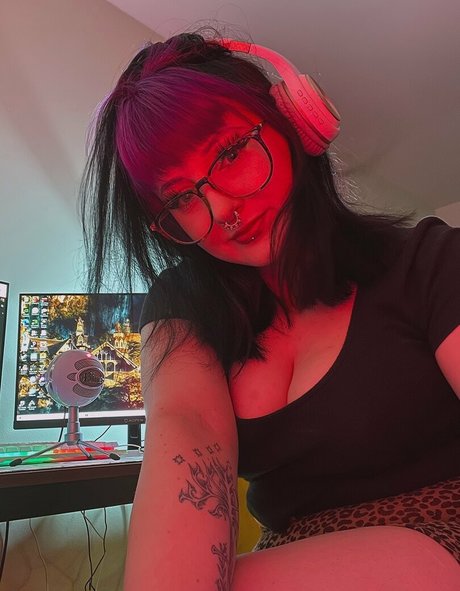 male asian onlyfans porno depiction