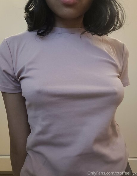 xtoffeelilyx onlyfans nude content