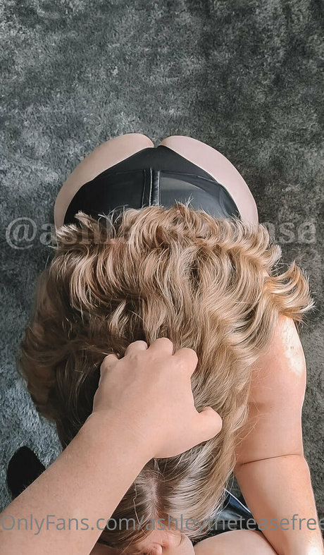 ashleytheteasefree only fans leaked