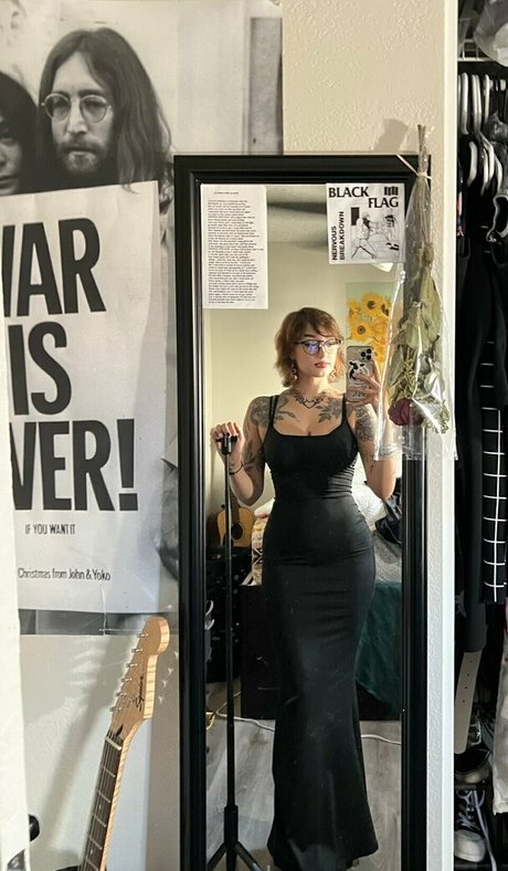 Roseredroom onlyfans sex leaks