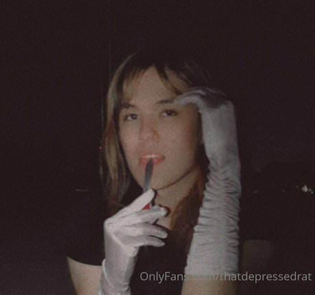 thatdepressedrat onlyfans photos