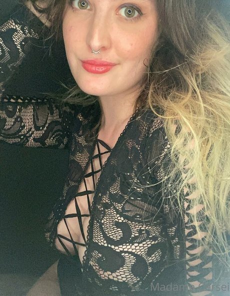 Madame Cersei nude onlyfans leaked