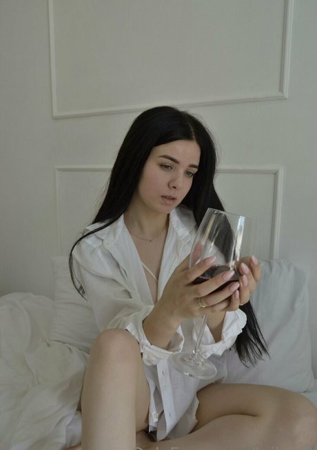 leila l0 onlyfans pic