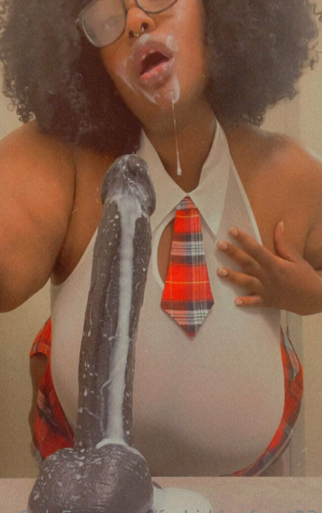 forbiddenfruyt23 only fans content