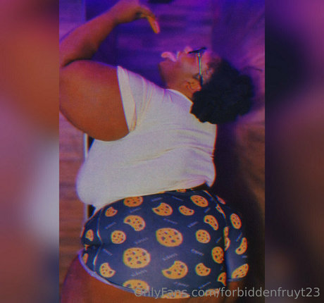 forbiddenfruyt23 onlyfans x