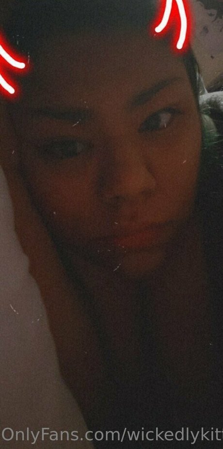 wickedlykitten onlyfans tits