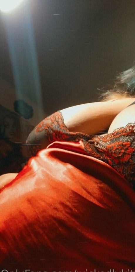 wickedlykitten onlyfans naked