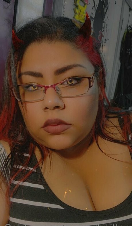 wickedlykitten onlyfans leaks sex